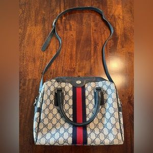 GUCCI Vintage GG medium-sized handbag in well-loved condition, with dust bag.